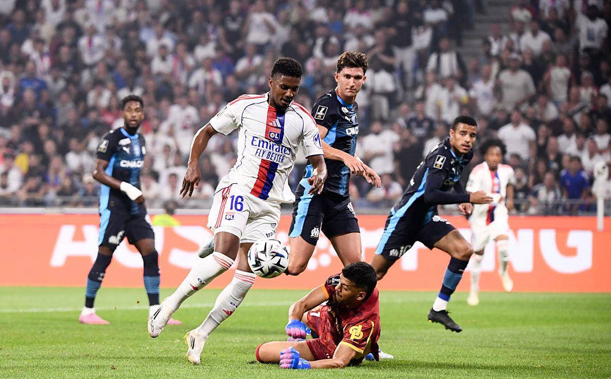 法甲观察：马赛主场强势，巴黎圣日耳曼五连胜可期？